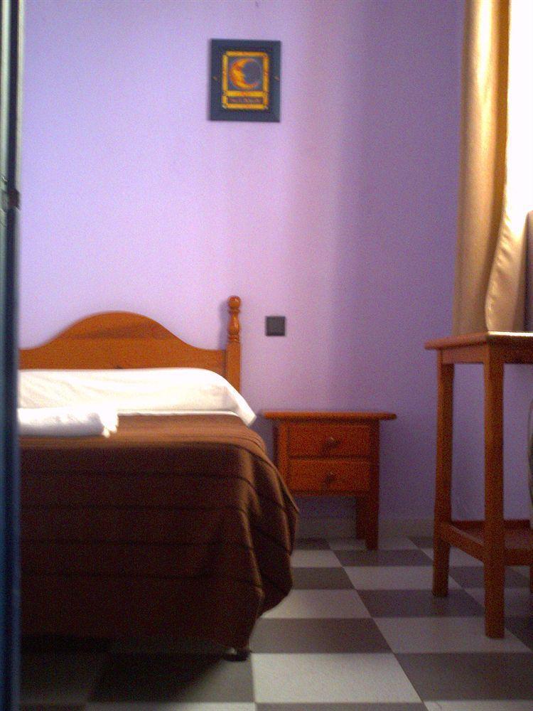 Hostal Lis Sevilla Kültér fotó