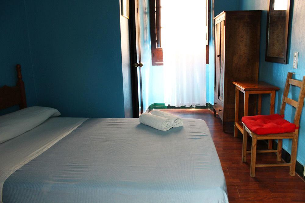 Hostal Lis Sevilla Kültér fotó