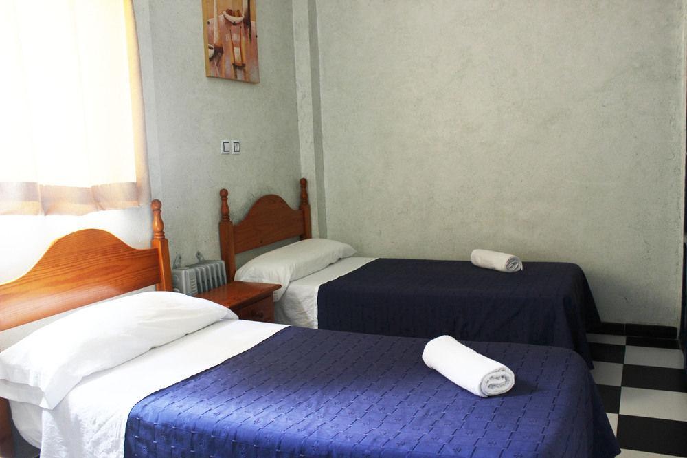 Hostal Lis Sevilla Kültér fotó