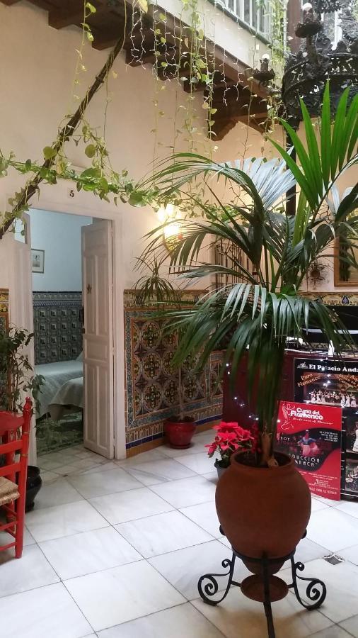 Hostal Lis Sevilla Kültér fotó