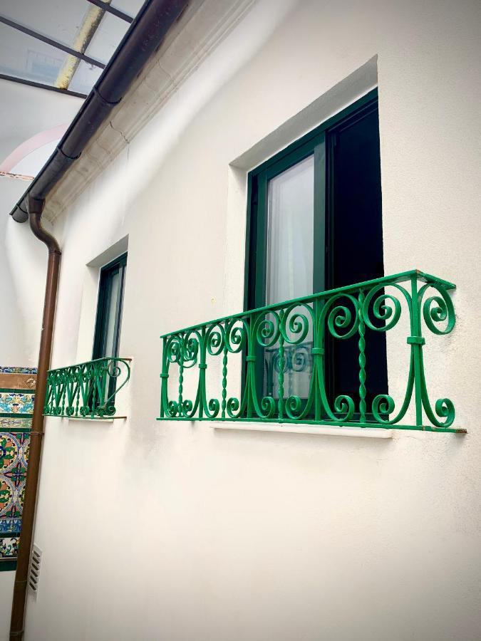 Hostal Lis Sevilla Kültér fotó